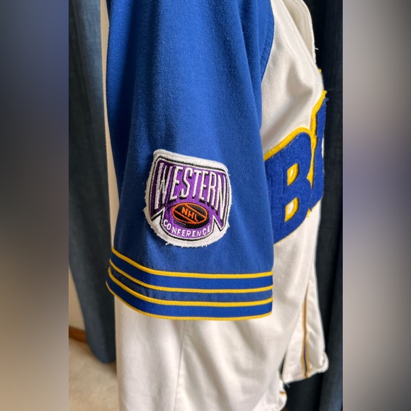 Vintage 1995-96 Season St. Louis Blue’s Hockey STARTER Shirt size L - Picture 7 of 8